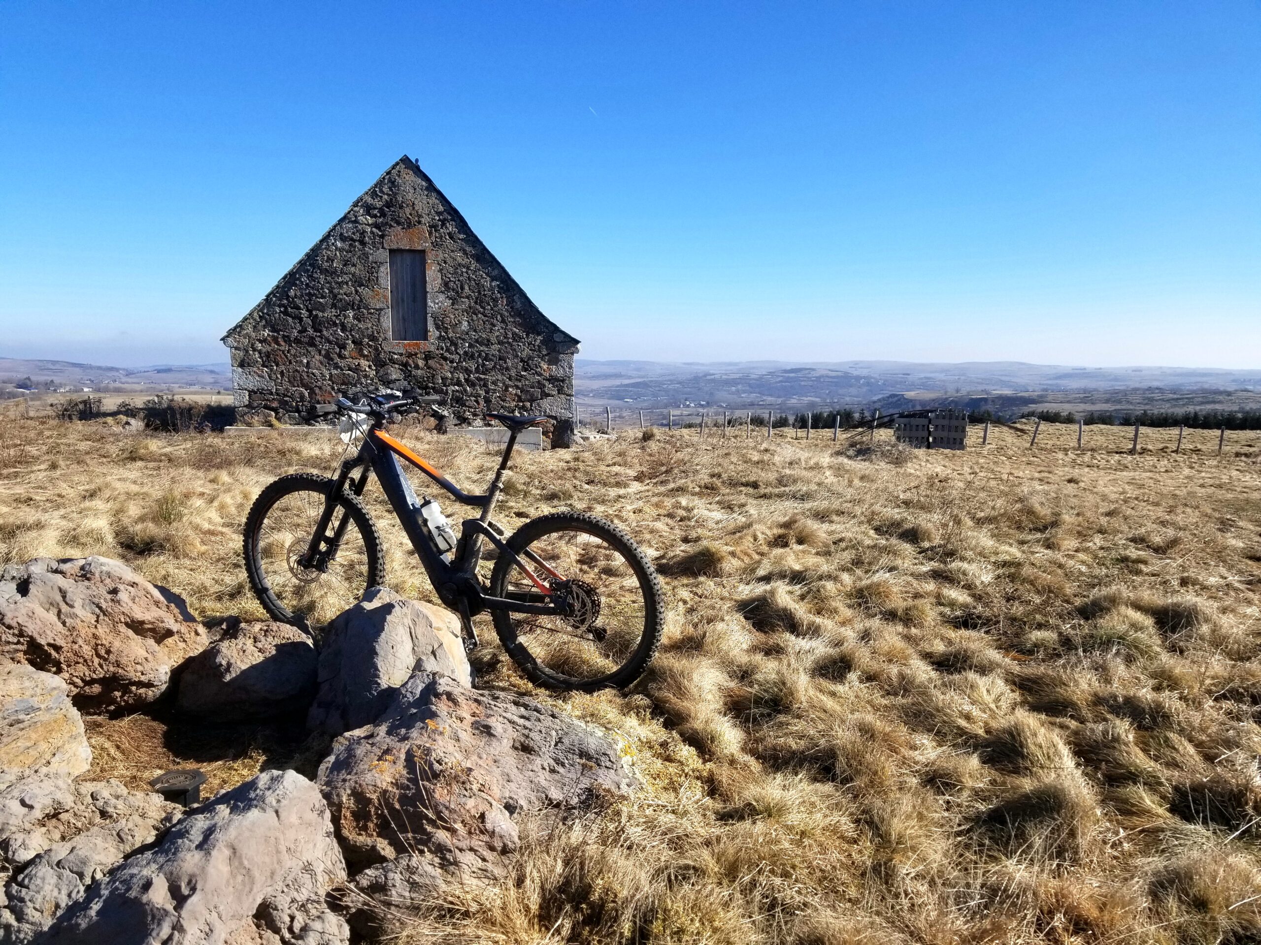 Velo sur l'Aubrac
